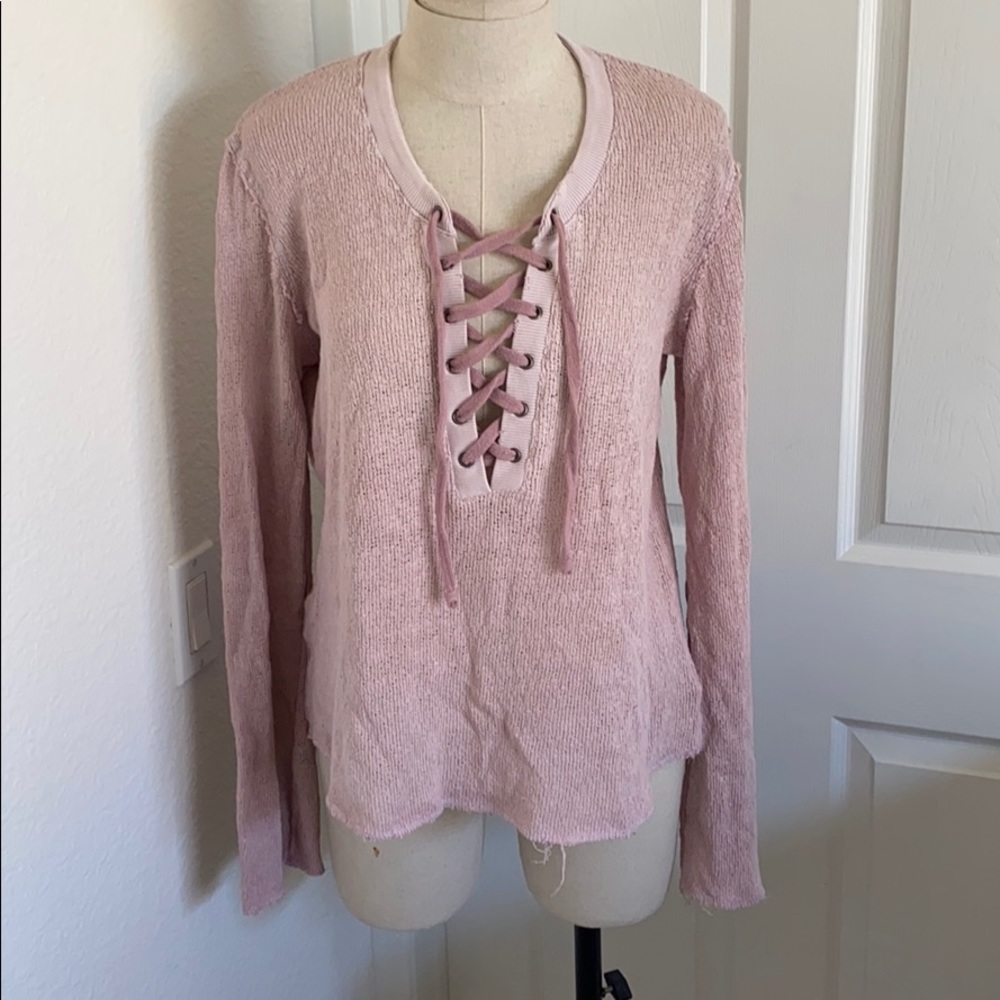 Tyler Jacobs distressed top